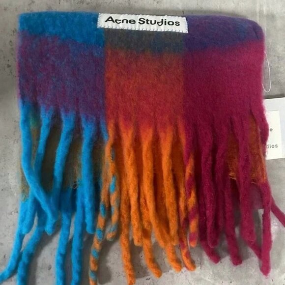 NWT acne studios red/blue scarf - Picture 2 of 5